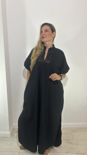Blusón en Lino Negro Cuello Lentejuela