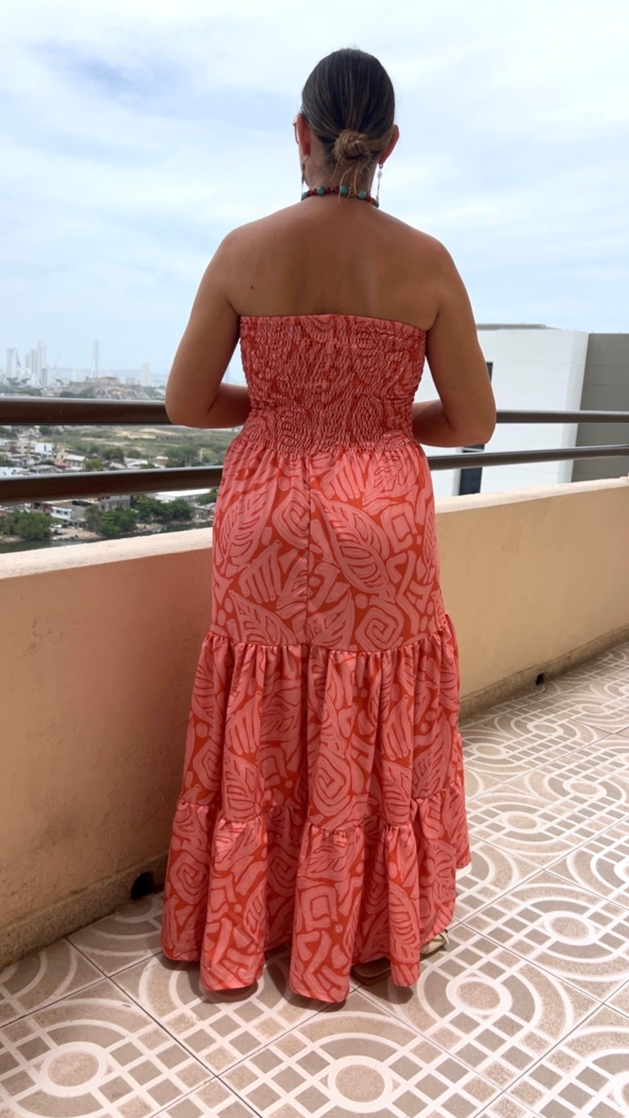 Vestido en Seda Naranja - Image 2