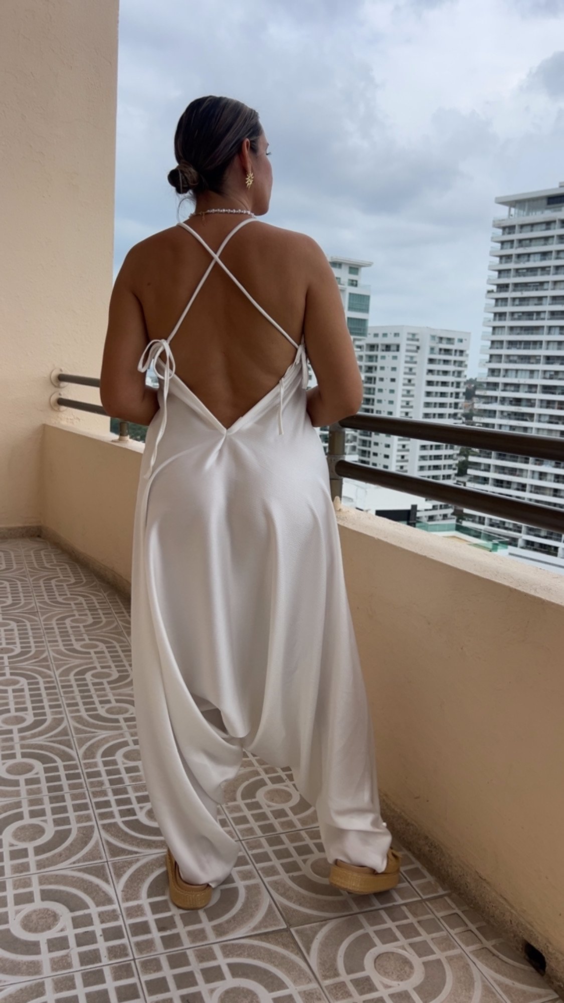 Jumpsuit en Seda Corrugada Blanco - Image 2