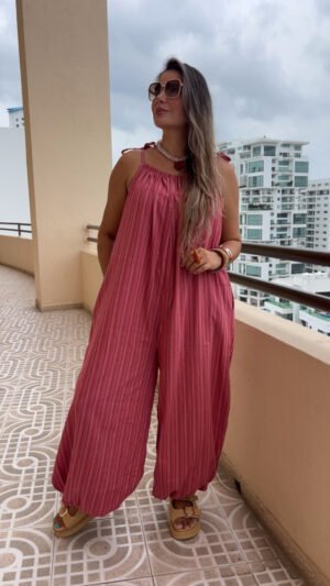 Enterizo en Lino Rojo Salmon